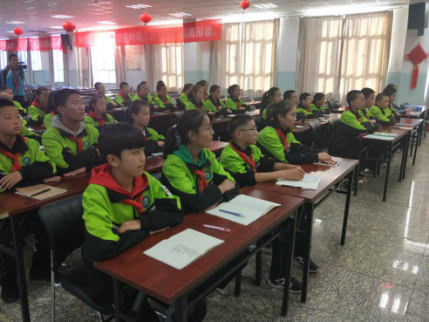 1538110319909057978.png 天津大学社会实践基地布尔津县初级中学隆重举行第十六期求实团校开班典礼612.png
